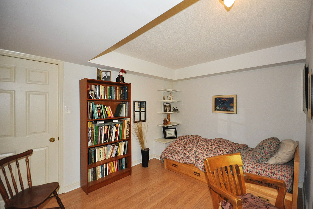 Bedroom with walkin closet in lower level