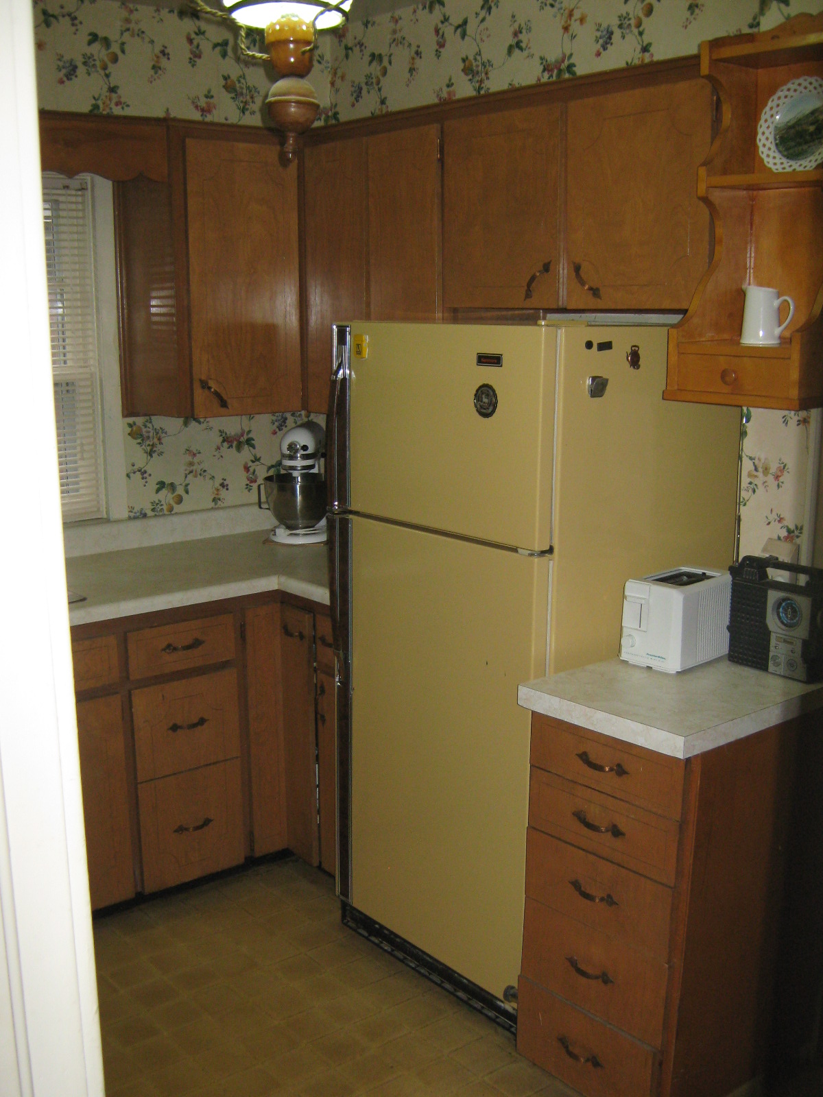 Kitchen could be opened to Formal dining Room