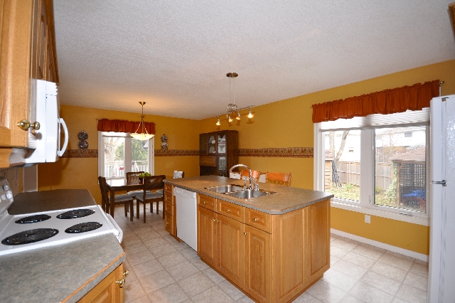 Oak Kitchen with Island