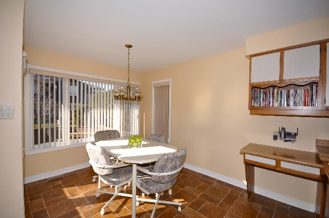 Separate eating area off Kitchen