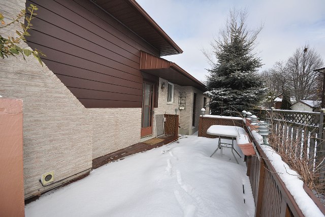 Door from Kitchen to Private Sundeck