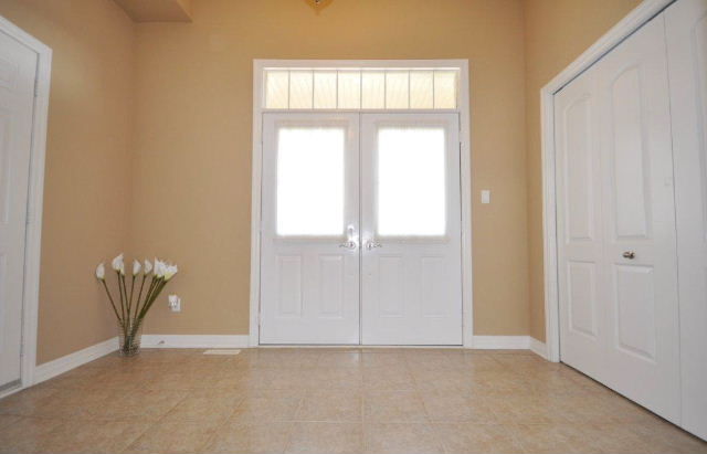 170 sq.ft. Vestibule