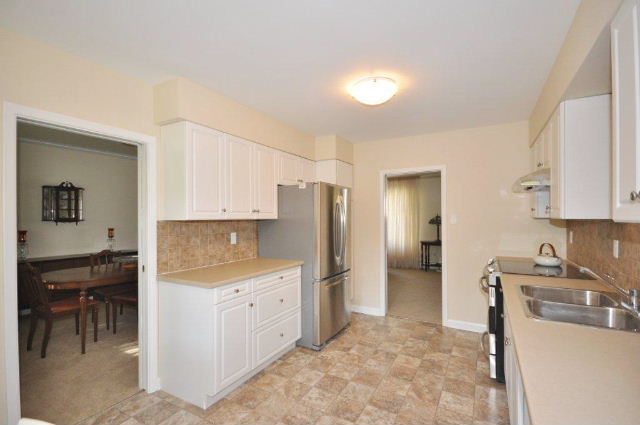 New white kitchen