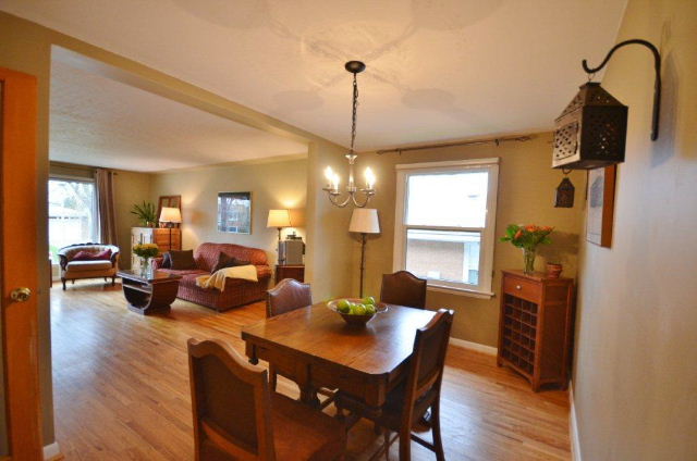 Dining area is right off  the Kitchen