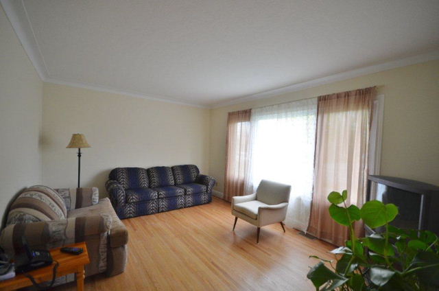 Living Room boasts large picture window