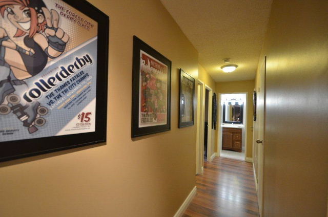 Hallway to bedrooms and bath