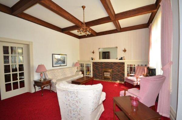 Fireplace & Built in Book Shelves in Living Room