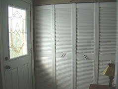 Separate foyer with lots of closets and french door