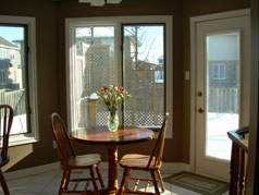 Sun drenched eat-in area with luncheon bar